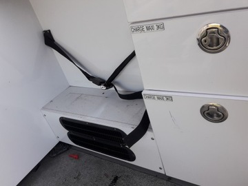 Renault Master IV Furgon FWD 2.3 dCi 150KM 2015 Renault Master 150KM AMBULANS KAMPER, zdjęcie 19