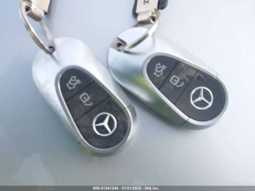 Mercedes GLC C254/X254 2023 Mercedes-Benz GLC 2023 Mercedes-Benz GLC 300 4MATIC SUV 2.0 Benzyna 255KM, zdjęcie 9