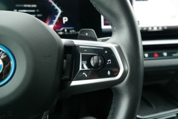 BMW Seria 5 G90-91 2024 BMW 550 BMW 550e M Professional M Pro HAK Adaptive, zdjęcie 20