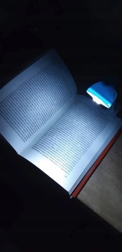 Светодиодный фонарик ЛАМПА ДЛЯ ЧТЕНИЯ с зажимом + батарейки