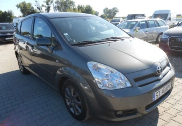 Toyota Corolla Verso E120 2.2 D-4D 136KM 2006 Toyota Corolla Verso Toyota Corolla Verso III 2.2 diesel 136 KM 2.2 Diesel, zdjęcie 2