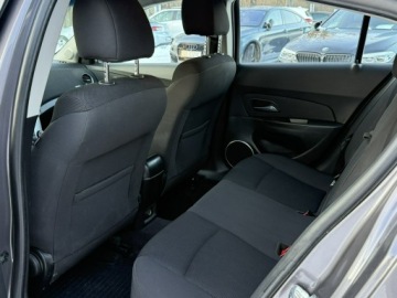 Chevrolet Cruze Hatchback 5d 2.0 VCDI 16V DOHC 163KM 2011 Chevrolet Cruze 2.0 163kM Nawigacja ! Podgrzewane, zdjęcie 13