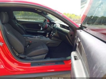 Ford Mustang VI 2019 Ford Mustang 2019 Ford Mustang EcoBoost Fastback 2.3 Benzyna 310KM, zdjęcie 4