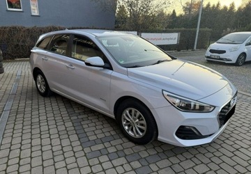 Hyundai i30 III Wagon 1.4 MPi 100KM 2018 Hyundai i30 1,4 100KM Klima Navi Kamera Kola latozima 1.4 Benzyna 100KM, zdjęcie 3