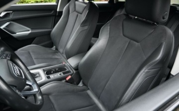 Audi Q3 II SUV 2.0 35 TDI 150KM 2023 Audi Q3 2,0 TDI 150 KM S-LINE Alkantara Full Led Virtual Kamera 2.0 Diesel, zdjęcie 18