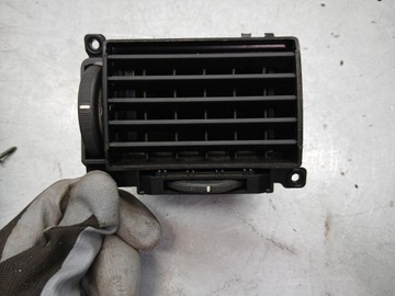 MŘÍŽKA VENTILACE LEVÝ KIA CERATO 1.6D 06R LD84885A