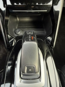 Peugeot 2008 II SUV 1.5 BlueHDi 130KM 2021 Peugeot 2008 GT. Skóra. Virtualny kokpit. Ledy., zdjęcie 29