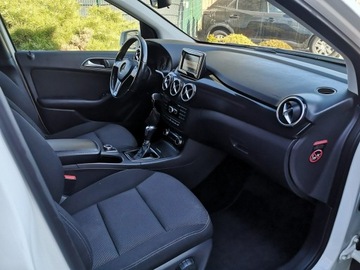 Mercedes Klasa B W246 Sports Tourer 180 CDI BlueEFFICIENCY 109KM 2013 Mercedes B 180 1.8 CDI 109KM Klimatr Navi Isofix, zdjęcie 21