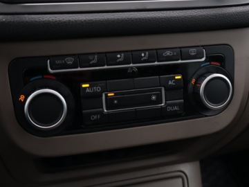 Volkswagen Tiguan I 2009 VW Tiguan 2.0 TDI, 4X4, Navi, Klima, Klimatronic, zdjęcie 12