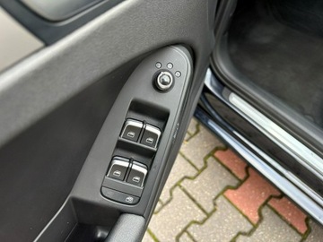 Audi A4 B8 Limousine Facelifting 1.8 TFSI 170KM 2014 Audi A4 Limousine 1.8 benzyna 170 KM Xenony Skóry, zdjęcie 10