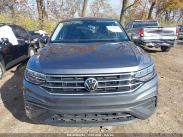Volkswagen Tiguan II 2022 Volkswagen Tiguan 2022r., 2.0L 2.0 Benzyna 184KM, zdjęcie 6