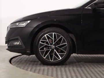 Skoda Octavia IV Kombi 2.0 TDI 150KM 2021 Skoda Octavia 2.0 TDI, Salon Polska, zdjęcie 14