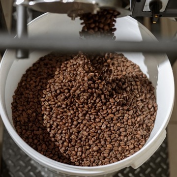 ВЕДРО 15л с крышкой, плотное пластиковое ведро.