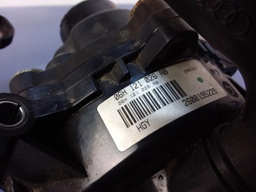 AUDI A5 8T 2.0 TFSI ČERPADLO VODY 06H121026AB