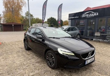 Volvo V40 II Cross Country 2.0 D3 DRIVE-E 150KM 2016 Volvo V40 Bardzo zadbany pelen serwis 2.0 Diesel 150KM