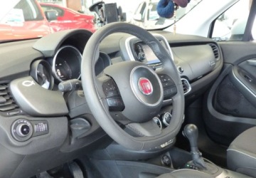 Fiat 500X 2016 Fiat 500X 2.4 Multiair 186KM Automatyczna skrzynia biegow Cross 2.4 186KM, zdjęcie 16