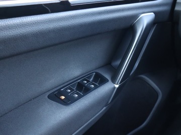 Volkswagen Golf Sportsvan Sportsvan 1.4 TSI BlueMotion Technology 150KM 2015 VW Golf Sportsvan 1.4 TSI, Salon Polska, zdjęcie 17