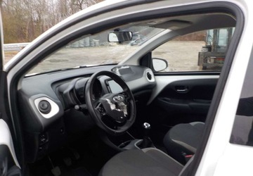 Toyota Aygo II Hatchback 3d Facelifting 1.0 VVT-i 72KM 2020 Toyota Aygo Okazja Benzyna 72KM, zdjęcie 20