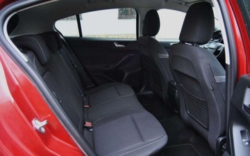Ford Focus IV Hatchback 1.0 EcoBoost 100KM 2019 Ford Focus GWARANCJA, 2019, 1.0 Na lancuchu Niski przebieg, Bogate wyposaz, zdjęcie 7