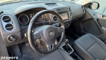 Volkswagen Tiguan I SUV Facelifting 2.0 TDI CR DPF BlueMotion 110KM 2012 Volkswagen Tiguan Volkswagen Tiguan 2.0 TDI SportampStyle 2.0 Diesel, zdjęcie 14