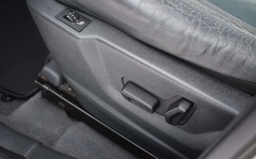 Peugeot 3008 I Crossover 2.0 HDI 150KM 2010 Peugeot 3008 Peugeot 3008 HDi FAP 150 Premium 2.0 Diesel 150KM, zdjęcie 30