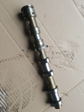 WAŁEK ROZRZĄDU AUDI 2.4 BDW 06E109101AL