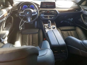 BMW Seria 5 G30-G31 2019 BMW Seria 5 M550xi 2019 4.4 Benzyna 523KM, zdjęcie 8