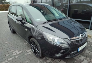 Opel Zafira C Tourer 2.0 CDTI ECOTEC 165KM 2013 Opel Zafira Opel Zafira C Bogate wyposazenie 2.0 Diesel 165KM, zdjęcie 6