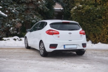Kia Ceed II Hatchback 5d Facelifting 1.6 GDI 135KM 2016 Kia Ceed 1rej.2017 Tempomat Czuj.park Czuj. zmierzchu i deszczu FV23, zdjęcie 6