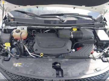 Chrysler Voyager V 2022 Chrysler Voyager 2022 Chrysler Voyager LX FWD 3.6 Benzyna 287KM, zdjęcie 9