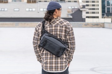 Фотосумка Wandrd Rogue Sling 9 л - оранжевый