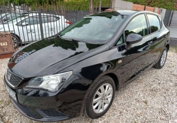 Seat Ibiza IV Hatchback 5d Facelifting 1.2 TSI 105KM 2014 Seat Ibiza Seat Ibiza 1.2 TSI Ecomotive Style 1.2 Benzyna 105KM, zdjęcie 2