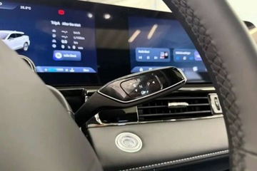 Omoda 5 1.6 T-GDI 147KM 2025 Omoda 5 Premium Bogate wyposazenie Okno dachowe Od reki 1.6 Benzyna, zdjęcie 12