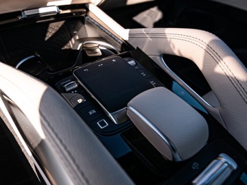 Mercedes GLE V167 SUV Facelifting 3.0 450d 367KM 2025 MERCEDES-BENZ GLE 450 d 4-Matic AMG Line 3.0 (367KM) 2025, zdjęcie 17