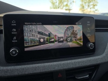 Skoda Scala Hatchback Facelifting 1.0 TSI 115KM 2025 Skoda Scala Selection, grzana kierownica,kamera cofaniaPLsalon,FAV23 115KM, zdjęcie 16