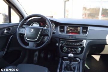 Peugeot 508 I SW Facelifting 1.6 e-THP 165KM 2015 Peugeot 508 1.6 THP 165KM Lift Allure LED Panorama Navi Kamera Czujniki Hak, zdjęcie 28