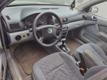 СТЕКЛО ЗАДНЕЙ ДВЕРИ SKODA OCTAVIA I HB