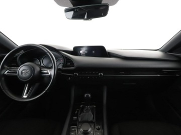 Mazda 3 IV Hatchback 2.0 Skyactiv-G 122KM 2019 Mazda 3 automat navi klima auto grzane fotele, zdjęcie 14