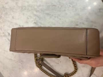 Сумка Gucci из бежевой кожи