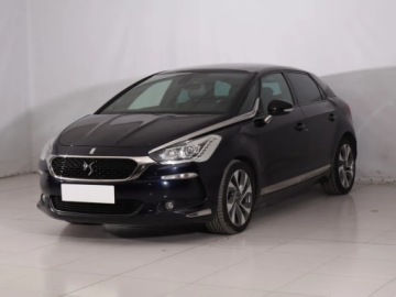 DS 5 Hatchback Facelifting 2015 2.0 BlueHDi 150KM 2016 DS 5 2.0 BlueHDi, Skóra, Navi, Klima, Klimatronic, zdjęcie 1