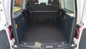 Volkswagen Caddy IV Kombi Maxi 1.4 TSI BlueMotion Technology 130KM 2020 Volkswagen Caddy 1.4TSI 130KM Maxi Trendline Czuj., zdjęcie 10