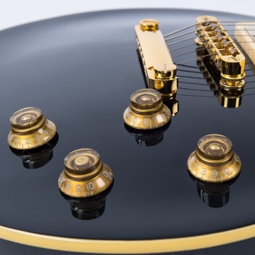 Винтажная электрогитара V100BB