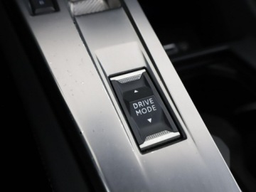 Peugeot 308 III Hatchback Plug-In 1.6 Hybrid 180KM 2022 Peugeot 308 PHEV półskóra i-cocpit navi klima, zdjęcie 33