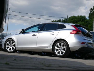 Volvo 2015 Volvo V40 115 koni Aut Ideał Spalanie 4l ON Ambiente 17” DVD parktroniki, zdjęcie 30
