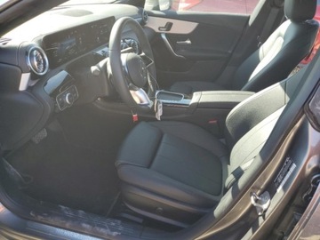 Mercedes CLA C118/X118 2025 Mercedes-Benz CLA 2025r., 4x4, 2.0L 2.0 Hybryda 221KM, zdjęcie 7