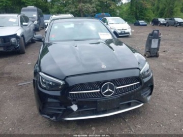 Mercedes Klasa E W213 2021 Mercedes-Benz Klasa E 2021 MERCEDES-BENZ E 350 4MATIC 2.0 Benzyna 255KM, zdjęcie 11