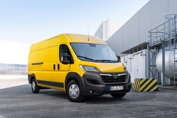 Чехлы автомобильные НОВЫЙ OPEL MOVANO 2021+