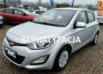 Hyundai i20 II Hatchback 5d 1.2 84KM 2014 Hyundai i20 Hyundai i20 1.2 BlueDrive Classic 1.2 Benzyna 84KM