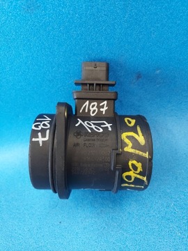 PRZEPŁYWOMIERZ HYUNDAI i30 281642A500