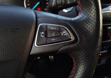 Ford Ecosport II SUV Facelifting 1.0 EcoBoost 125KM 2018 Ford EcoSport Ford EcoSport 125KM EcoBoost ST-line P.Zima, Salon PL, Serwi, zdjęcie 16
